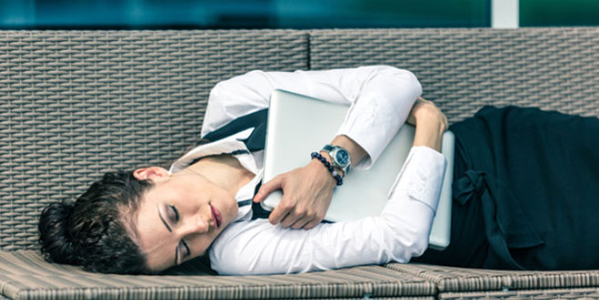 Bu şirketin çalışanları uyuyarak 3 bin lira kazanıyor!