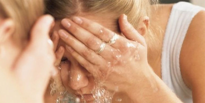 Çeşme suyundan burnuna girenler beynini yedi!