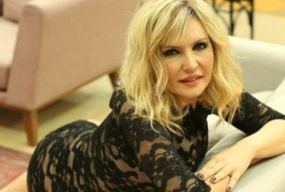 Seda Akgül’ün bacak pozu olay oldu!