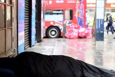 Zengin krallığın yoksullar ordusu