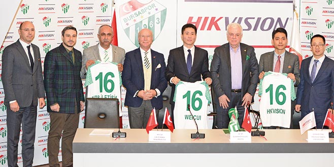 Bursaspor’da heyecanlandıran ortaklık Bursaspor’da heyecanlandıran ortaklık