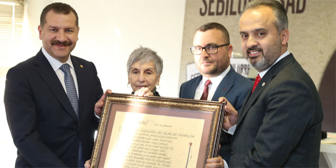 ‘Milli Şair’e Bursalı vefası