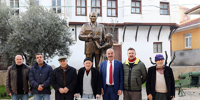 Tirilye Atatürk Parkı açılış için gün sayıyor Tirilye Atatürk Parkı açılış için gün sayıyor