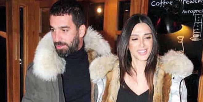 Oğlumuz annesine benziyor Oğlumuz annesine benziyor