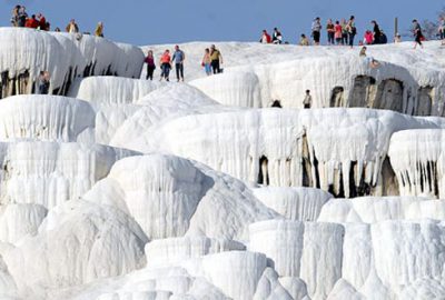 Pamukkale’de ziyaretçi rekoru