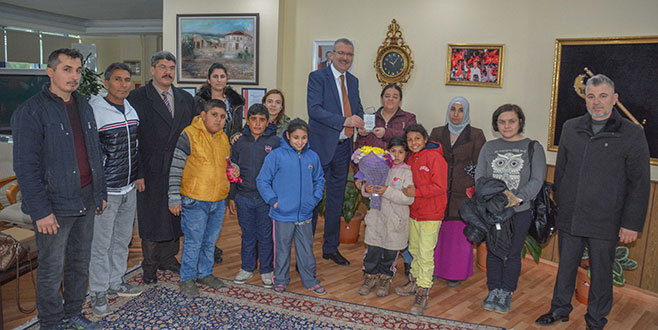 ‘Gençlerimiz için projeler üretmeye devam edeceğiz’