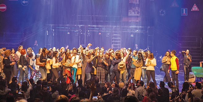 Sertab’ın kadın korosu