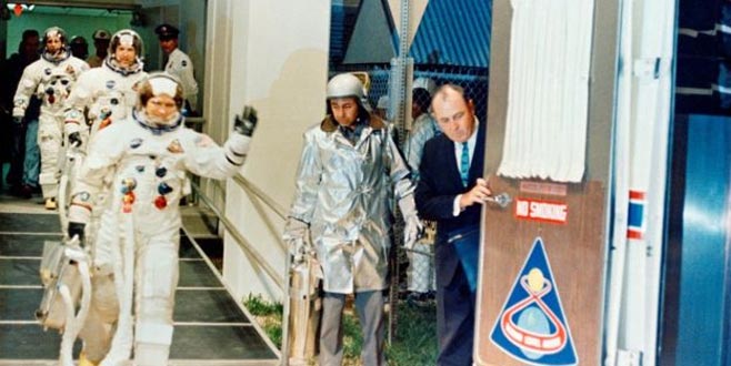 Ay’a giden ilk astronotlardan Bill Anders: Mars’a insan göndermek aptalca bir fikir