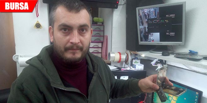 Patlayan batarya yürekleri ağızlara getirdi Patlayan batarya yürekleri ağızlara getirdi