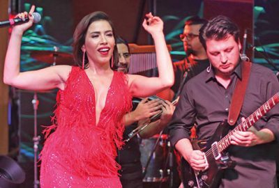 Sahneyi yakmaya geldim!