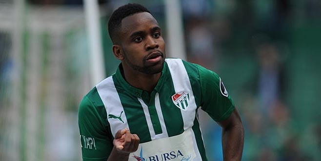 Bakambu Bursaspor’dan kopamıyor Bakambu Bursaspor’dan kopamıyor