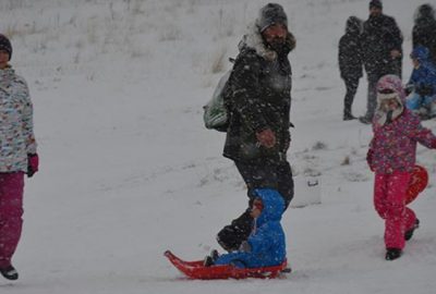 Hafta sonu tipiye rağmen Uludağ’a akın ettiler