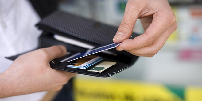 Kredi kartı borcu olanlar dikkat! Bir bankadan daha flaş karar