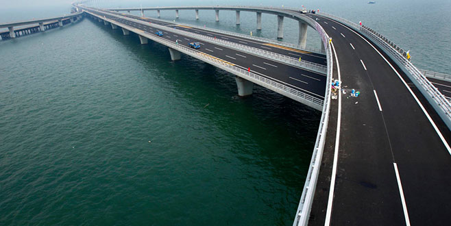 Köprü ve otoyoldan 1,8 milyar lira