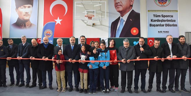 Gemlik’te spor tesisi atağı