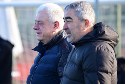 Saha içinde mini zirve