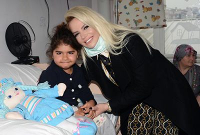 Seda Üren’den örnek bağış