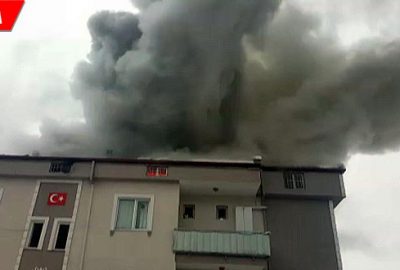 Çatıda çıkan yangın korkuttu