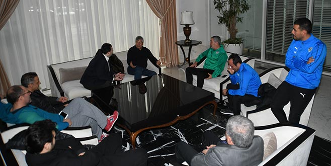 Lucescu’dan sürpriz ziyaret Lucescu’dan sürpriz ziyaret