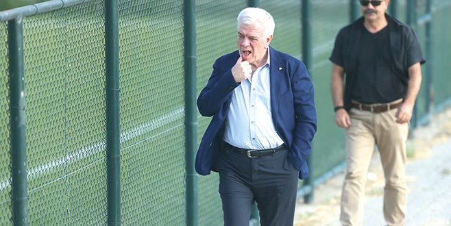 Transfer yap Başkan! Transfer yap Başkan!