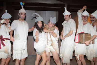 Ezel Akay’ın ‘Hunililer’i