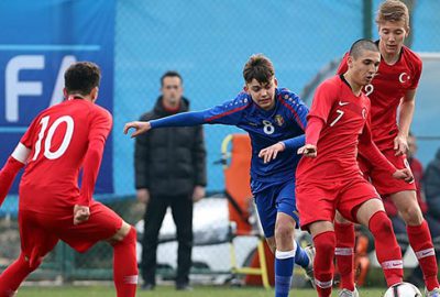 Tuğbey göz doldurdu