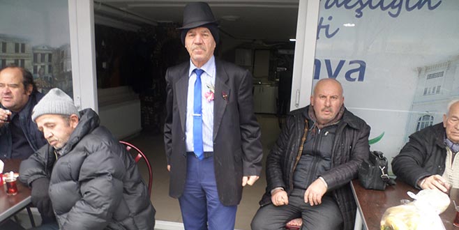 Emekliden zam tepkisi Emekliden zam tepkisi