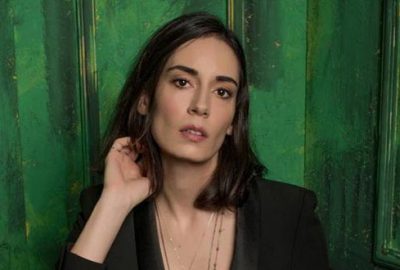 Güzel oyuncu mahkemeye başvurdu! Hakkını istiyor