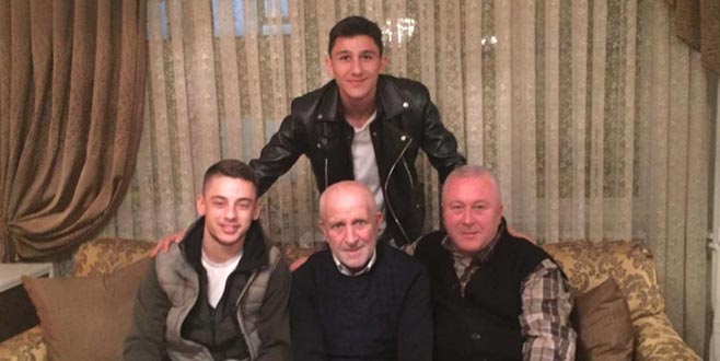 Efsaneyi unutmadılar Efsaneyi unutmadılar