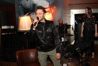 Olympos Bar’da eğlenceli gece