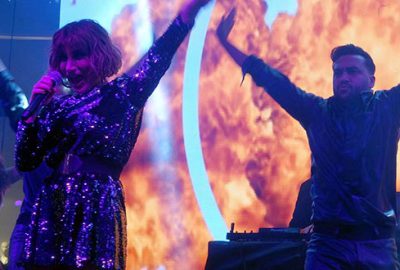 İrem söyledi sevgilisi dans etti