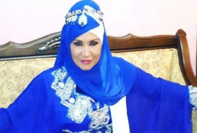 Tesettüre giren ünlü türkücü sosyal medyadan isyan etti!