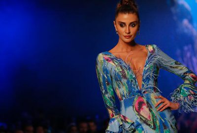 Doğru kişiyi bekliyor!