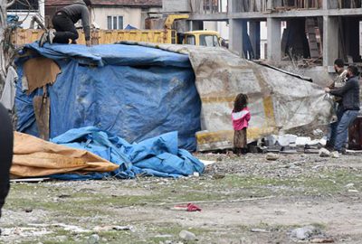 Kaçak baraka ve ahırlar yıkıldı