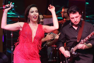 Şehit çocukları için söyledi