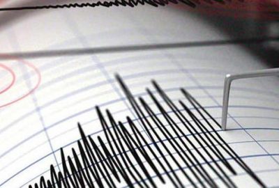 İzmir’de şiddetli deprem
