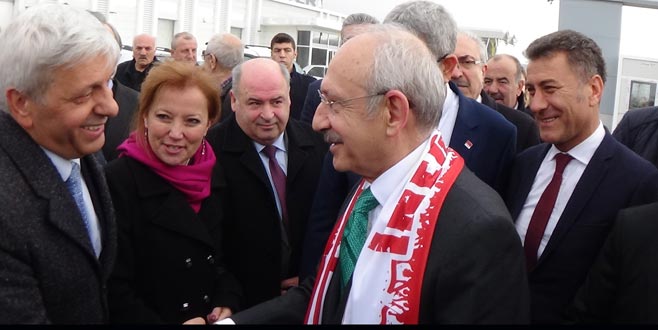 CHP Genel Başkanı Kemal Kılıçdaroğlu İnegöl’den geçti CHP Genel Başkanı Kemal Kılıçdaroğlu İnegöl’den geçti