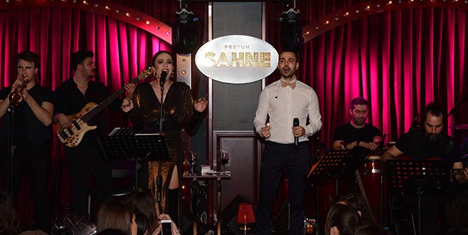 Podyum Sahne’de müzik ziyafeti