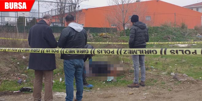 Boş arazide ceset bulundu