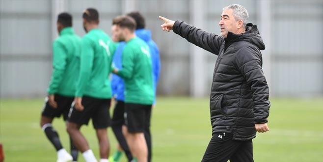 Bursaspor’da Konyaspor hazırlıkları sürüyor