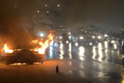 Korku dolu anlar! Seyir halindeki araç yandı…