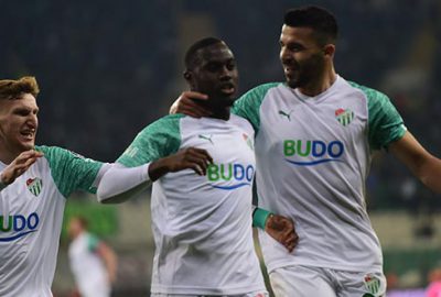 Yine VAR’a takıldık