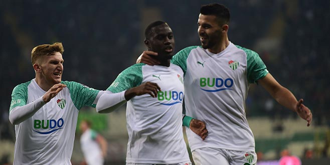 Yine VAR’a takıldık