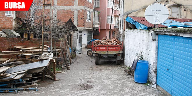 Muhtar koltuğu aileyi karıştırdı Muhtar koltuğu aileyi karıştırdı