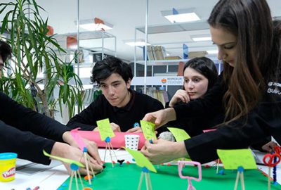 Gençlere ‘Bilim Virüsü’ bulaştı