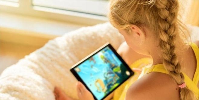 İngiltere’den ailelere teknoloji uyarısı!