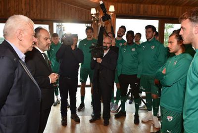 Timsah’a Başkan Aktaş morali