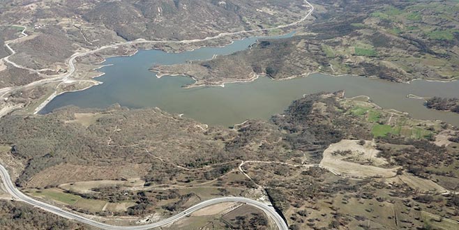 Büyükorhan barajı doldu, çiftçilerin yüzü gülüyor