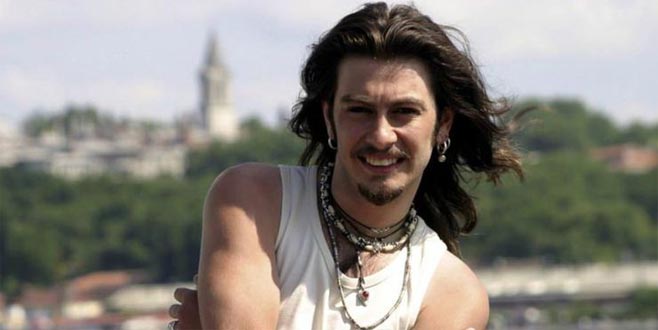 Barış Akarsu hayranlarına müjde