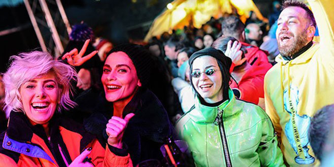 Uludağ’daki müzik festivaline ünlü akını